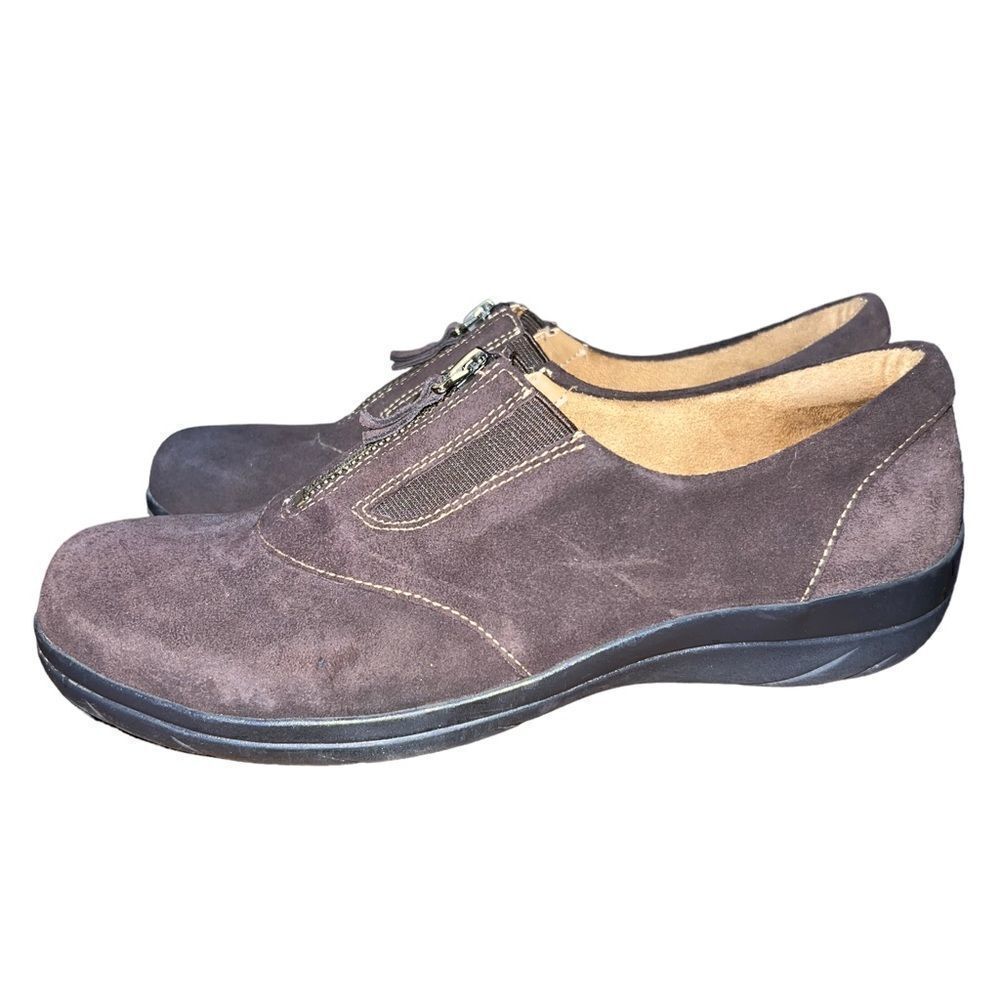 Natural Soul by Naturalizer brown‎ suede flats with zipper tops women's size 10